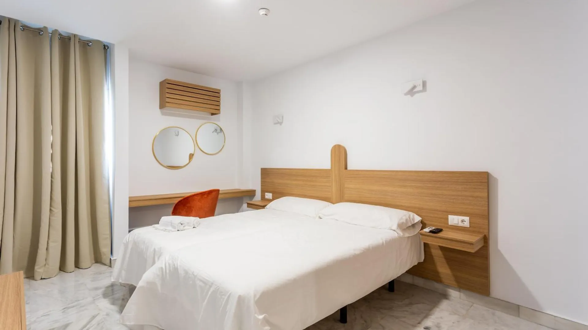 Hotel El Tujjar Los Barrios
