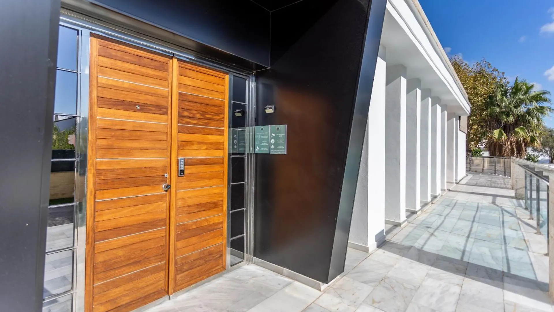 Hotel El Tujjar Лос Барриос Испания