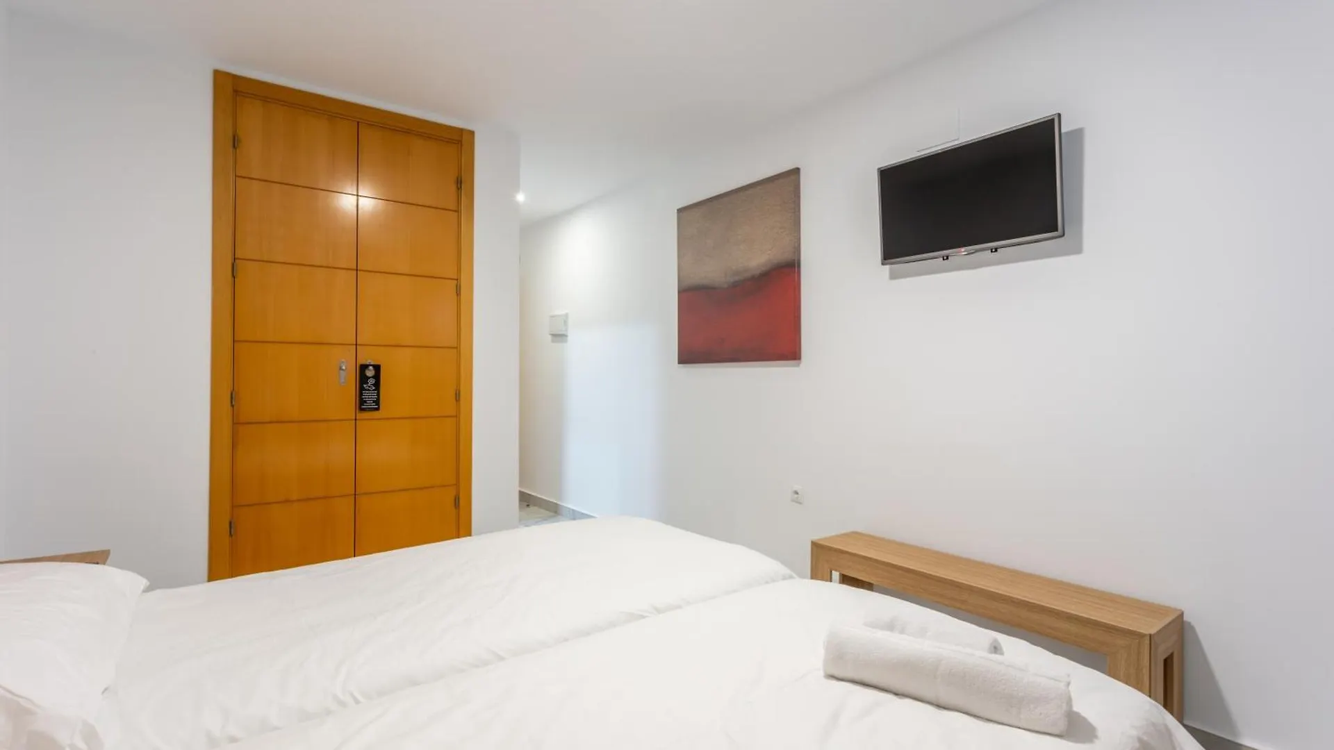 Hotel El Tujjar Лос Барриос